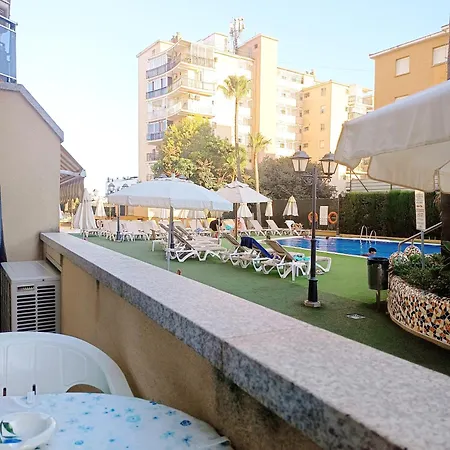 Vacacional Mediterraneo Real Фуэнхирола